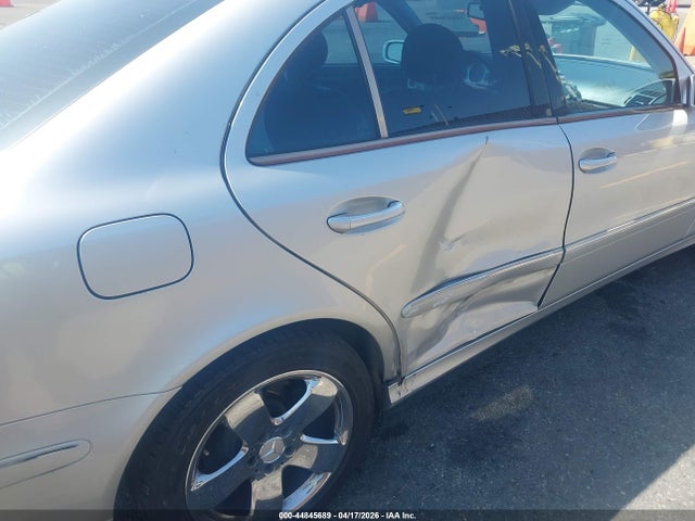 Продажа на аукционе авто 2005 Mercedes-benz E 320, vin: WDBUF65J45A645688, номер лота: 44845689