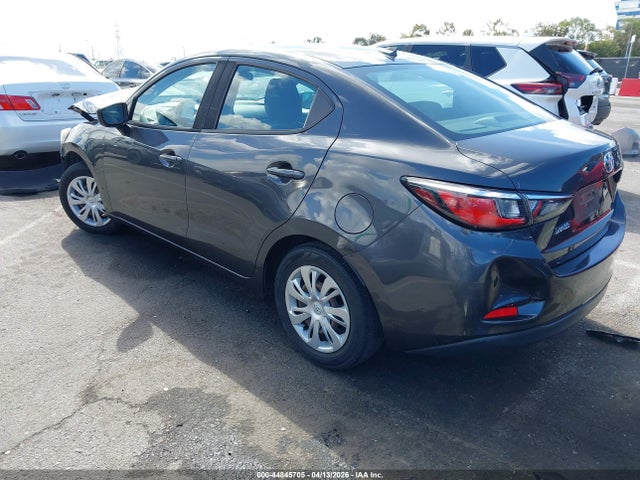 3MYDLBYVXKY509088 Toyota YARIS L