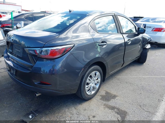 3MYDLBYVXKY509088 Toyota YARIS L