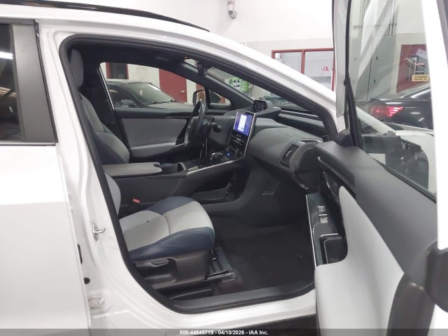 Продаж на аукціоні авто 2023 Subaru Solterra Limited, vin: JTMABABA2PA004419, номер лоту: 44845719