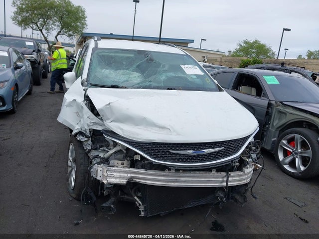 2018 Chrysler Pacifica Touring L Plus მანქანა იყიდება აუქციონზე, vin: 2C4RC1EG7JR144419, აუქციონის ნომერი: 44845720