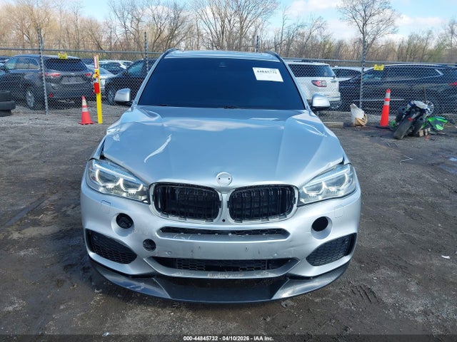 44845732 :رقم المزاد ، 5UXKR6C53F0J77206 vin ، 2015 Bmw X5 Xdrive50i مزاد بيع