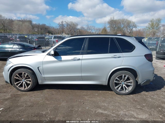 44845732 :رقم المزاد ، 5UXKR6C53F0J77206 vin ، 2015 Bmw X5 Xdrive50i مزاد بيع