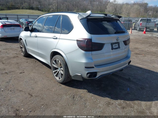44845732 :رقم المزاد ، 5UXKR6C53F0J77206 vin ، 2015 Bmw X5 Xdrive50i مزاد بيع