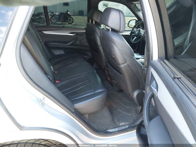 44845732 :رقم المزاد ، 5UXKR6C53F0J77206 vin ، 2015 Bmw X5 Xdrive50i مزاد بيع