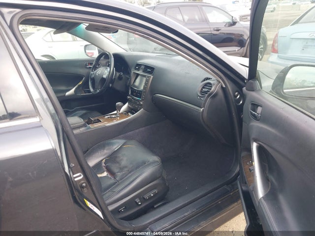 2011 Lexus Is 250 მანქანა იყიდება აუქციონზე, vin: JTHBF5C23B5131235, აუქციონის ნომერი: 44845741