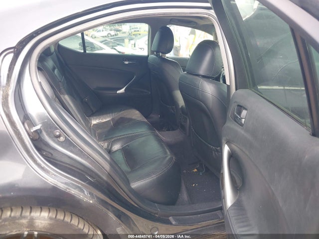 2011 Lexus Is 250 მანქანა იყიდება აუქციონზე, vin: JTHBF5C23B5131235, აუქციონის ნომერი: 44845741