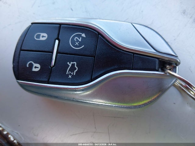 44845751 :رقم المزاد ، ZN661YUL9HX250154 vin ، 2017 Maserati Levante S مزاد بيع
