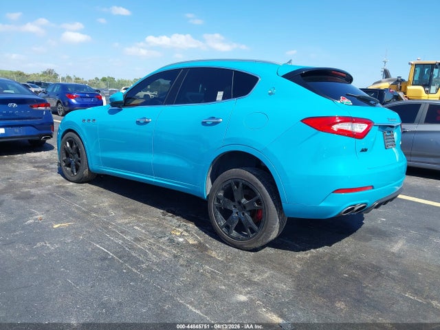 44845751 :رقم المزاد ، ZN661YUL9HX250154 vin ، 2017 Maserati Levante S مزاد بيع