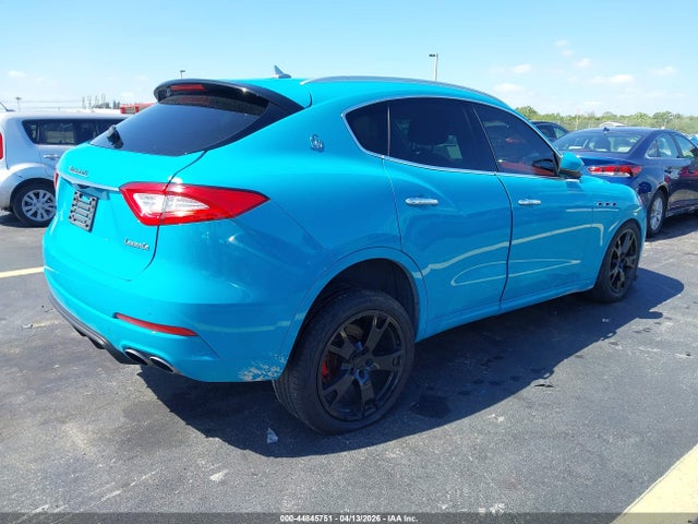 44845751 :رقم المزاد ، ZN661YUL9HX250154 vin ، 2017 Maserati Levante S مزاد بيع