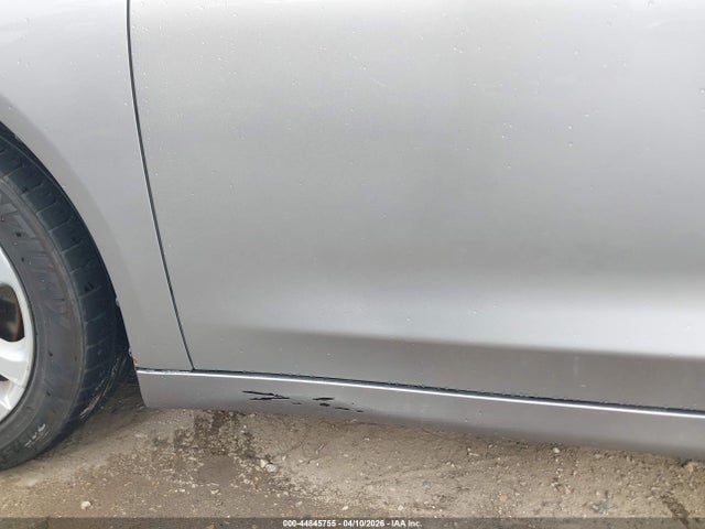 Продажа на аукционе авто 2015 Chrysler 200 Limited, vin: 1C3CCCAB3FN580267, номер лота: 44845755