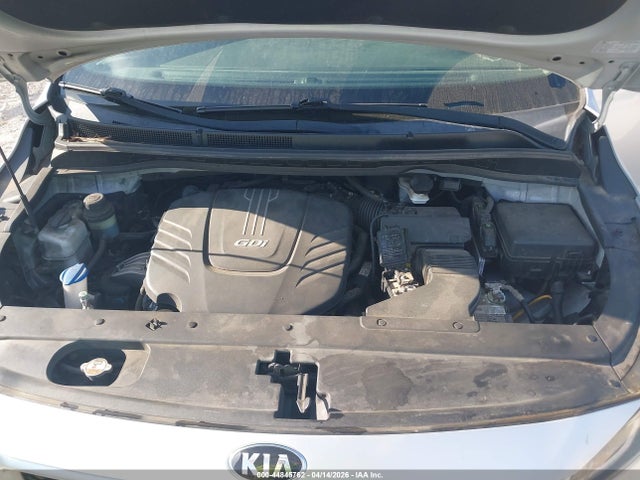 KNDMB5C1XH6231316 KIA SEDONA LX