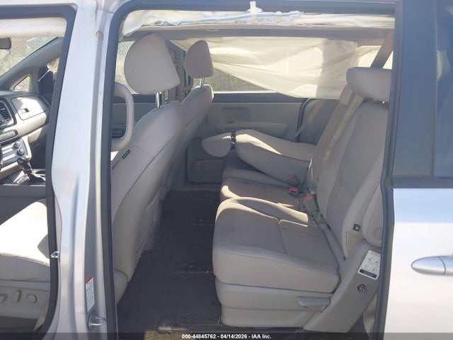 KNDMB5C1XH6231316 KIA SEDONA LX