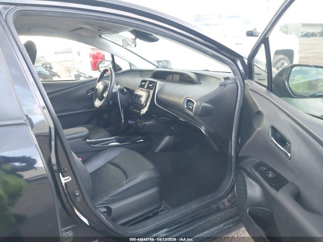 JTDKARFU5G3007751 Toyota Prius Three Touring