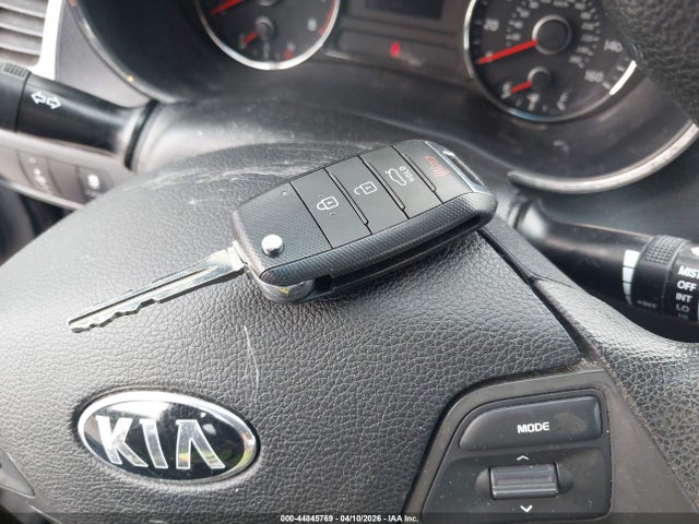 Aukcja sprzedaży 2017 Kia Forte Lx, vin: 3KPFK4A76HE038424, numer aukcji: 44845769