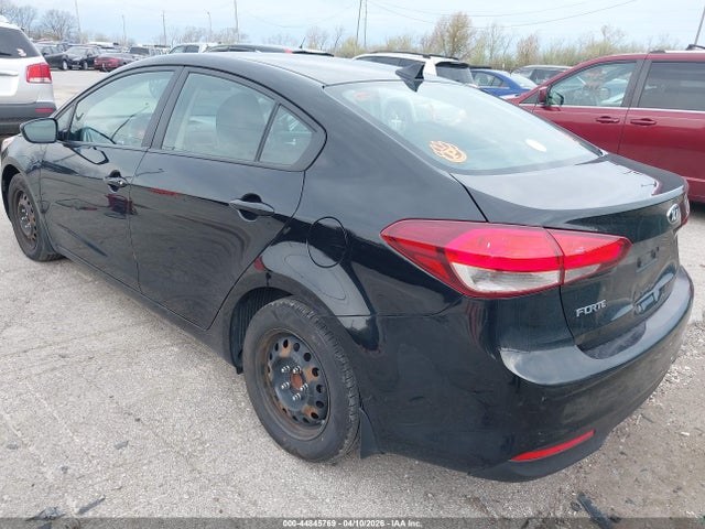 Aukcja sprzedaży 2017 Kia Forte Lx, vin: 3KPFK4A76HE038424, numer aukcji: 44845769