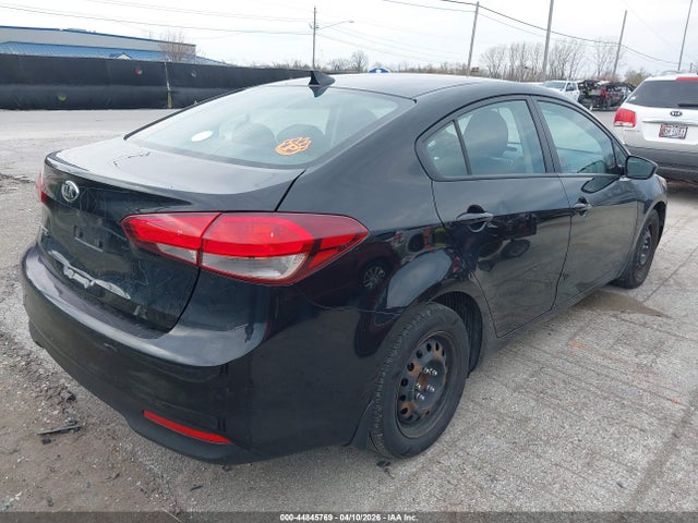 Aukcja sprzedaży 2017 Kia Forte Lx, vin: 3KPFK4A76HE038424, numer aukcji: 44845769