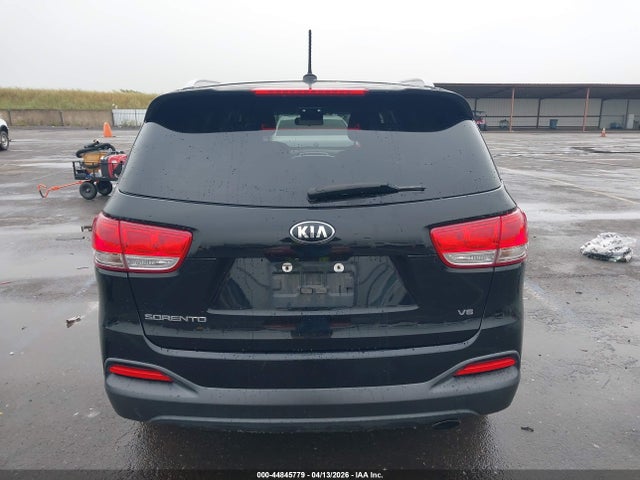 5XYPG4A54HG196381 KIA Sorento 3.3l Lx