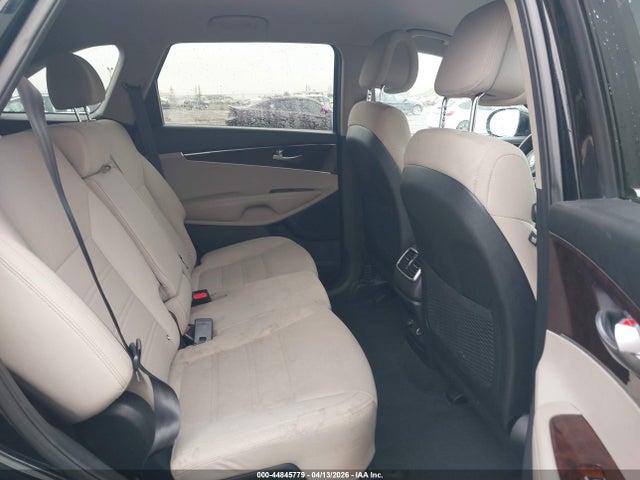 5XYPG4A54HG196381 KIA Sorento 3.3l Lx