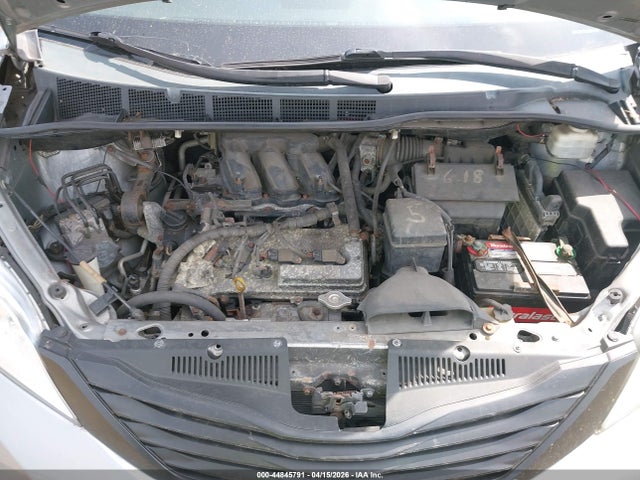2011 TOYOTA SIENNA 5TDKK3DC1BS141507 Photo 9