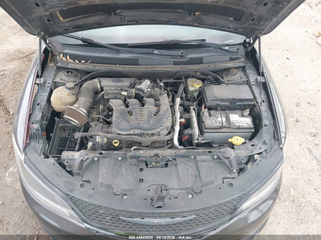 Продажа на аукционе авто 2015 Chrysler 200 S, vin: 1C3CCCBG4FN717713, номер лота: 44845808