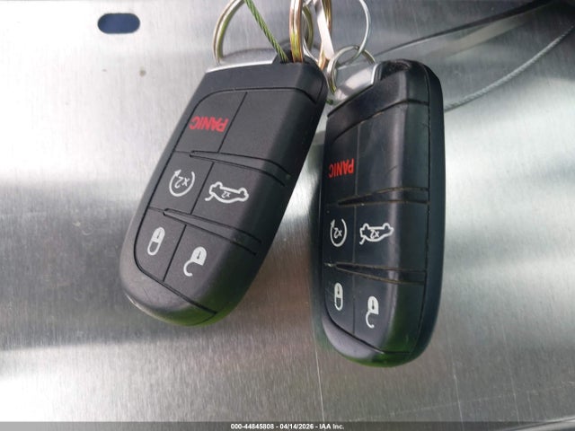 Продажа на аукционе авто 2015 Chrysler 200 S, vin: 1C3CCCBG4FN717713, номер лота: 44845808