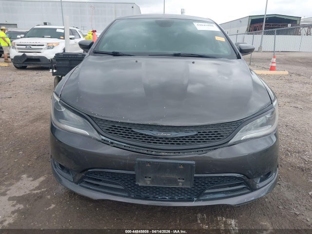 Продажа на аукционе авто 2015 Chrysler 200 S, vin: 1C3CCCBG4FN717713, номер лота: 44845808