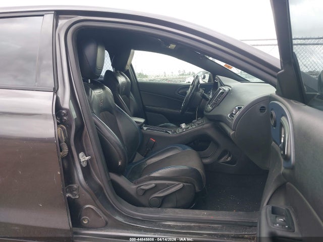 Продажа на аукционе авто 2015 Chrysler 200 S, vin: 1C3CCCBG4FN717713, номер лота: 44845808