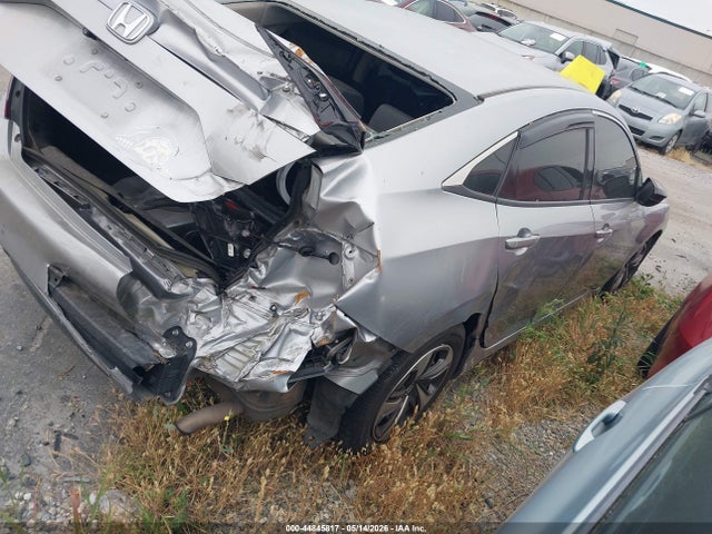 Honda Civic Lx 2019 2HGFC2F66KH530059 Image 4