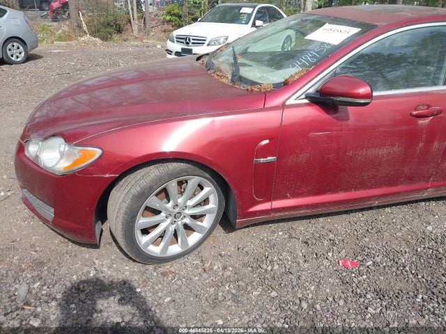 2011 JAGUAR XF SAJWA0GB1BLR89377 Photo 5