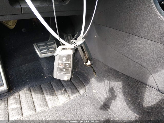 Продаж на аукціоні авто 2015 Volkswagen Golf Gti 2.0t S 4-door, vin: 3VW4T7AUXFM009018, номер лоту: 44845837