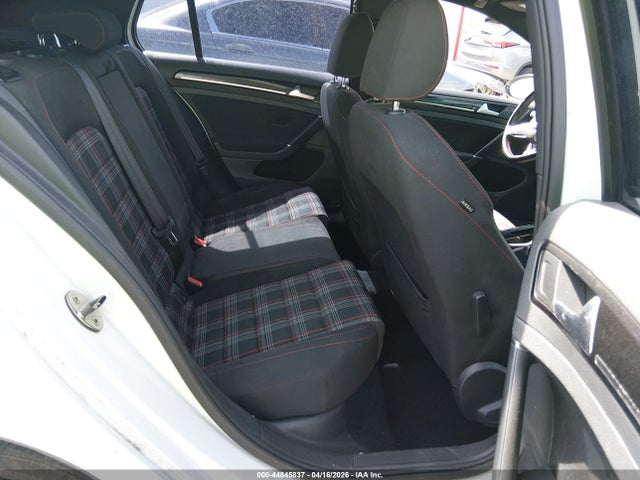 Продаж на аукціоні авто 2015 Volkswagen Golf Gti 2.0t S 4-door, vin: 3VW4T7AUXFM009018, номер лоту: 44845837