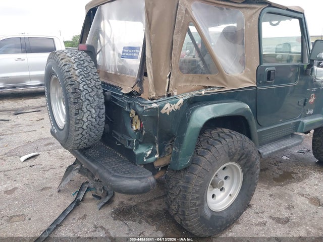 44845841 :رقم المزاد ، 1J4FA59S8YP735296 vin ، 2000 Jeep Wrangler Sahara مزاد بيع