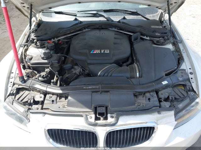 2011 BMW M3 WBSKG9C50BE797137 Photo 9