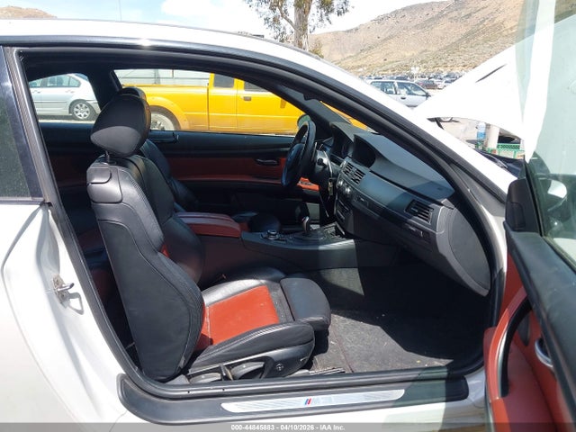 2011 BMW M3 WBSKG9C50BE797137 Photo 4