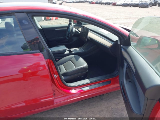Продаж на аукціоні авто 2022 Tesla Model 3 Rear-wheel Drive, vin: 5YJ3E1EAXNF290357, номер лоту: 44845900