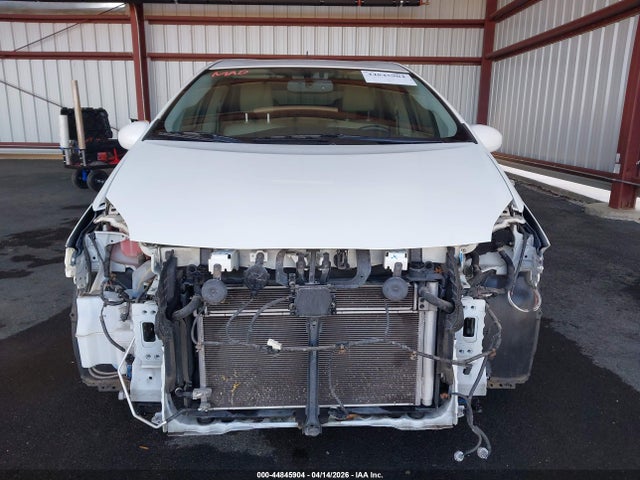 Toyota Prius Five 2014 JTDKN3DU5E1749502 Image 13