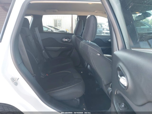 Jeep Cherokee Latitude 2015 1C4PJMCBXFW514928 Image 8