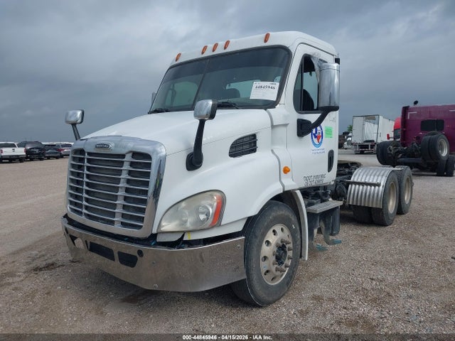 Продажа на аукционе авто 2011 Freightliner Cascadia 113, vin: 1FUJGBDV6BSAZ2588, номер лота: 44845946