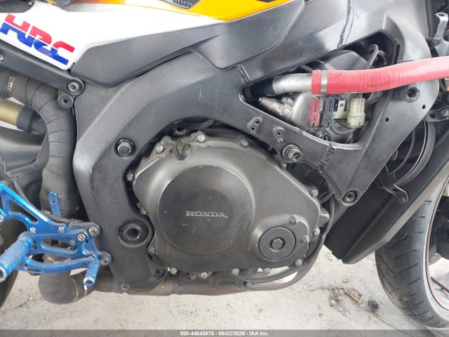 2006 Honda Cbr1000 Rr მანქანა იყიდება აუქციონზე, vin: JH2SC57036M200351, აუქციონის ნომერი: 44845978