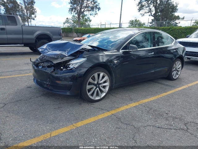 Продажа на аукционе авто 2018 Tesla Model 3, vin: 5YJ3E1EA3JF148541, номер лота: 44845982