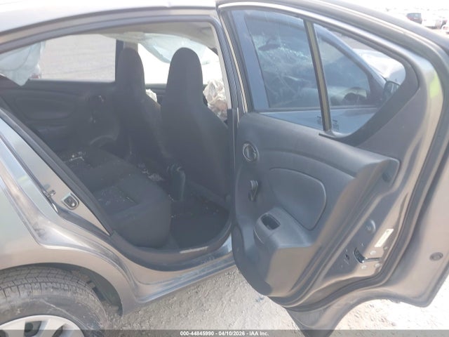 3N1CN7AP7GL915690 Nissan Versa 1.6 S