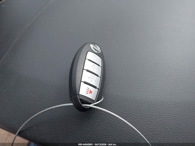 3N1CP5CU8JL541373 Nissan KICKS SR