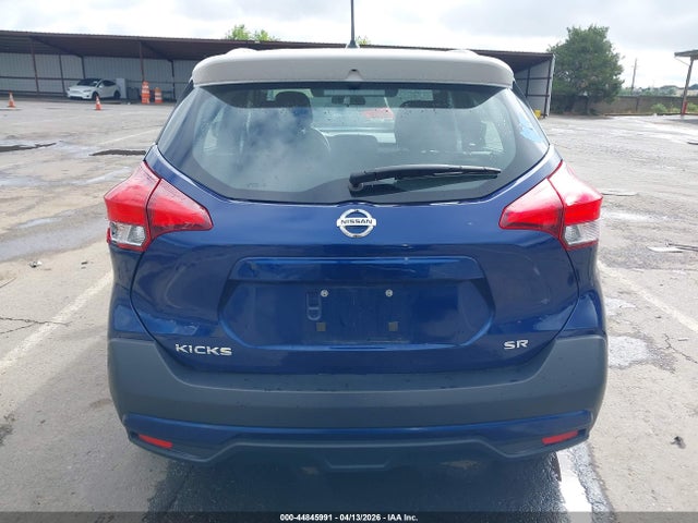 3N1CP5CU8JL541373 Nissan KICKS SR