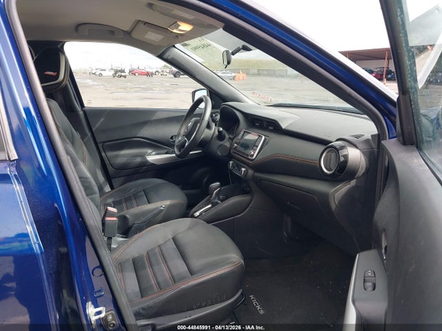 3N1CP5CU8JL541373 Nissan KICKS SR