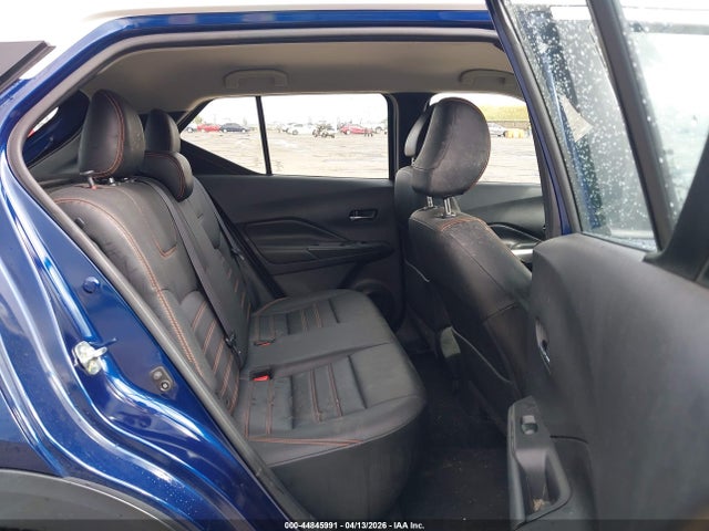 3N1CP5CU8JL541373 Nissan KICKS SR