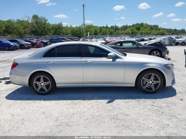 2017 Mercedes-benz E 300 4matic მანქანა იყიდება აუქციონზე, vin: WDDZF4KBXHA203081, აუქციონის ნომერი: 44845993