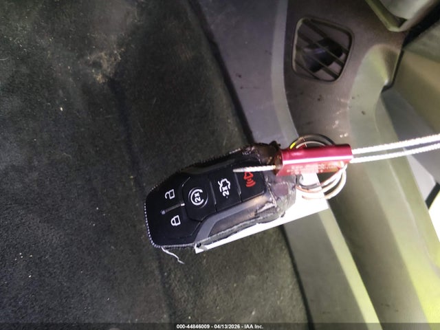 Продажа на аукционе авто 2016 Ford Fusion Energi Titanium, vin: 3FA6P0SU4GR355534, номер лота: 44846009