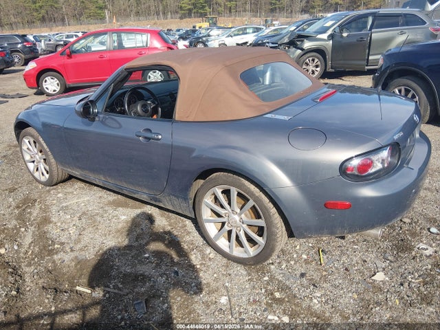 Продажа на аукционе авто 2006 Mazda Mx-5 Grand Touring, vin: JM1NC25F160108772, номер лота: 44846019