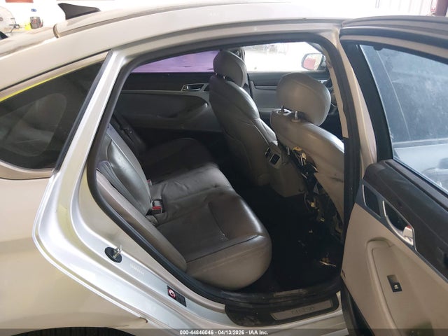 Hyundai Genesis 3.8 2015 KMHGN4JE9FU073754 Image 8